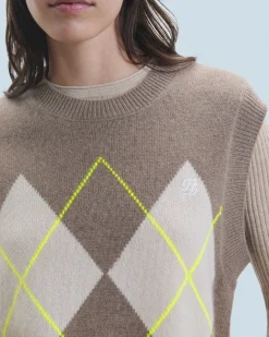 Diamond Pattern Sleeveless Sweater
