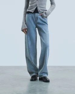 Jamie Straight Jeans