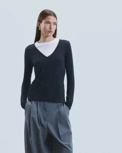 Long Sleeve V-Neck T-shirt