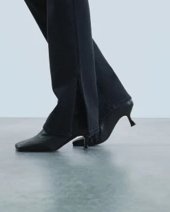 Slim Bootcut Joe Jeans